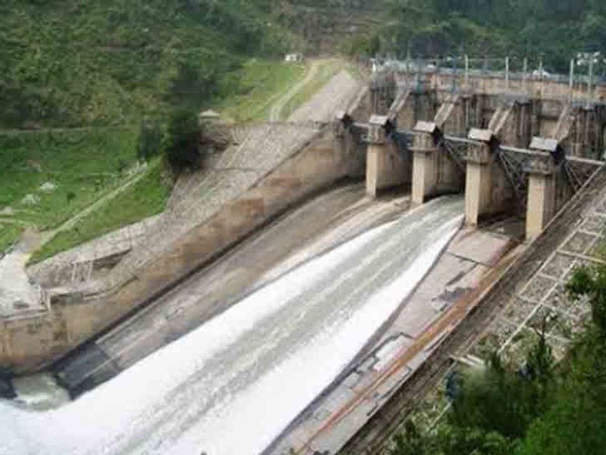 पंडोह डैम से छोड़ा जा सकता है अतिरिक्त पानी, बांध प्रबंधन ने सतर्क रहने की अपील की