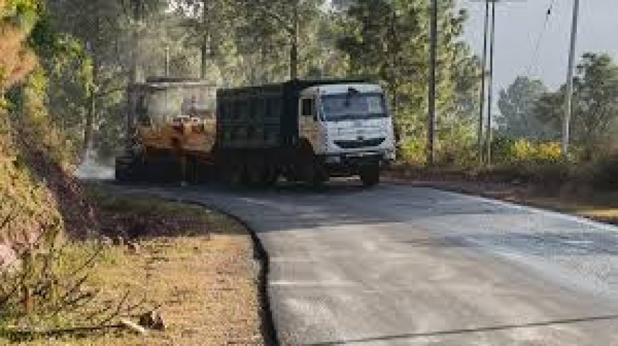 चार्ली विला से शिमला क्लब तक सड़क पर 5 मई तक होगा टारिंग कार्य