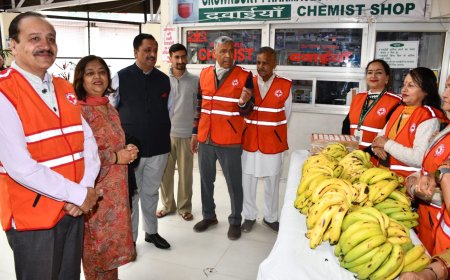 मानवता की सेवा के लिए सदैव तत्पर रेडक्रॉस समिति - मनमोहन शर्मा