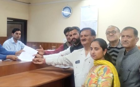 नोहराधार जिला परिषद वार्ड से भाजपा प्रत्याशी हंसराज ने भरा नामांकन
