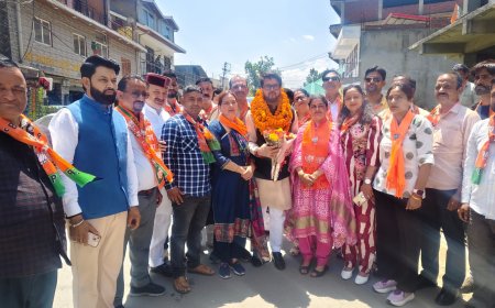 हिमाचल में “यारां दी सरकार” चला रही कांग्रेस, जनता पर चढ़ाया ₹1.12 लाख करोड़ से अधिक का कर्ज : अनुराग ठाकुर