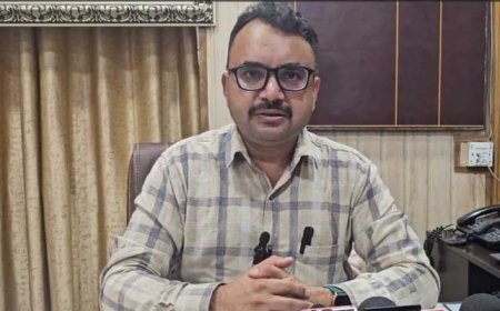 नाहन में मतदान केंद्रों पर सभी व्यवस्थाएं पूर्ण कर ली गई है - राजीव सांख्यान