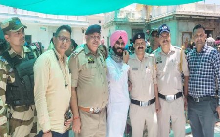 ऑल इंडिया एंटी टैरेरिस्ट फ्रंट के अध्यक्ष बिट्टा ने नवाया माता नयना देवी में शीश