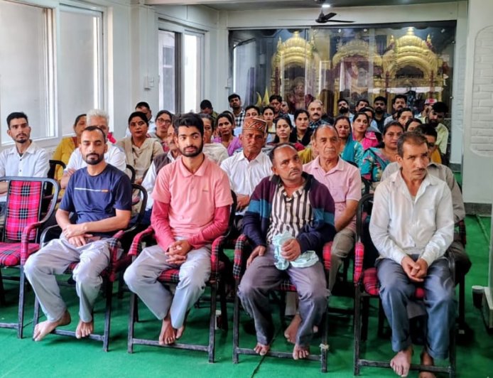 अंतर्राष्ट्रीय श्रमिक दिवस के अवसर पर भलेई मंदिर परिसर में विधिक साक्षरता शिविर आयोजित