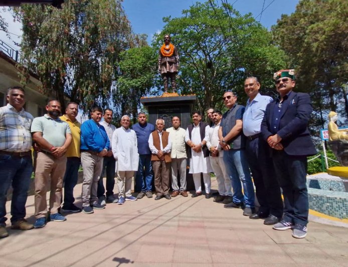 हिमाचल प्रदेश के निर्माता डॉ. परमार की पुण्यतिथि पर सिरमौर कल्याण मंच ने दी  श्रद्धांजलि