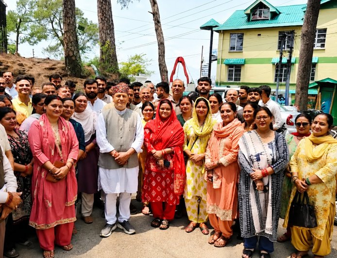 प्रदेश की जनता कांग्रेस सरकार से त्रस्त, पंचायत चुनावों में जवाब देने को तैयार : डॉ. राजीव बिंदल