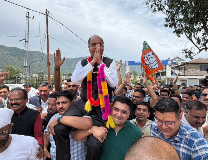 प्रदेश की चार में से तीन नगर निगमों पर भाजपा ने शानदार जीत हासिल कर 'कमल' खिलाया : जयराम ठाकुर
