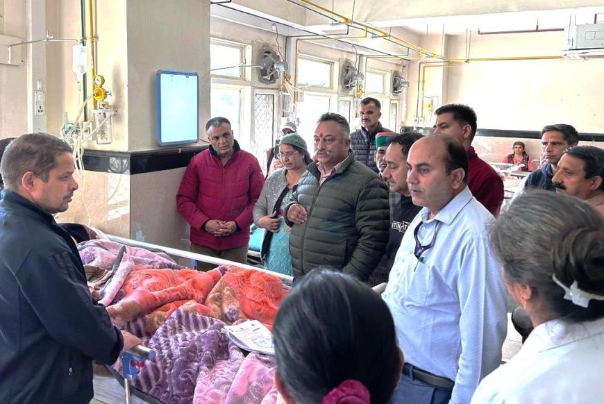 शिक्षा मंत्री ने सड़क दुर्घटना में घायल शिक्षकों का जाना कुशल-क्षेम
