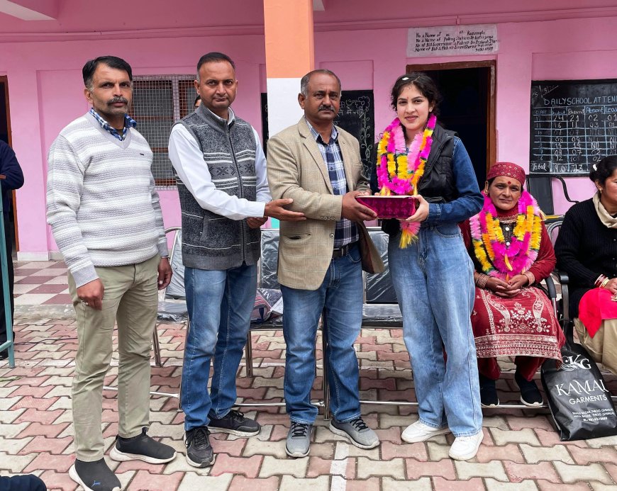 मालविका ने 97.4 प्रतिशत अंक लेकर टॉप 10 मेरिट सूची  में पाया स्थान