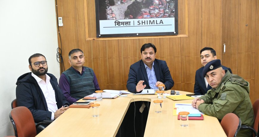 नशे के कारोबार में संलिप्त लोगों की रिपोर्ट एसडीएम को भेजें पटवारी - उपायुक्त