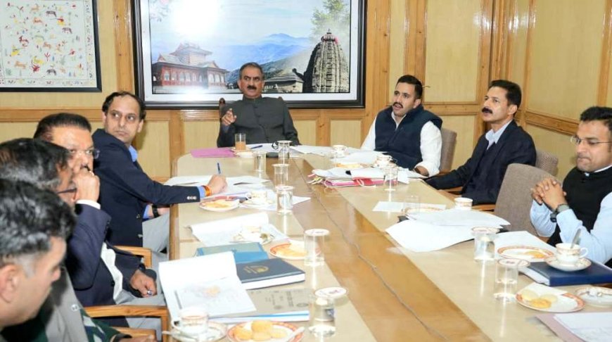 मुख्यमंत्री ने सब्जी मंडी शिमला में निर्मित होने वाले व्यावसायिक परिसर की समीक्षा की