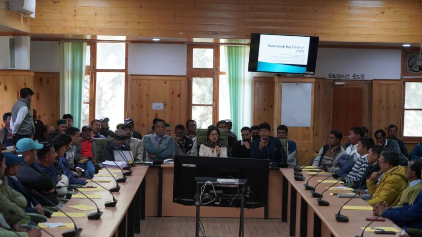 विकास खंड कल्पा में चुनावी कर्मियों को प्रथम चरण का प्रशिक्षण प्रदान
