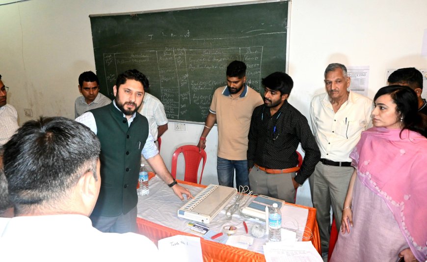 नगर निगम चुनावों में प्रयोग होने वाली ईवीएम-वीवीपैट मशीनों की कमीशनिंग सम्पन्न