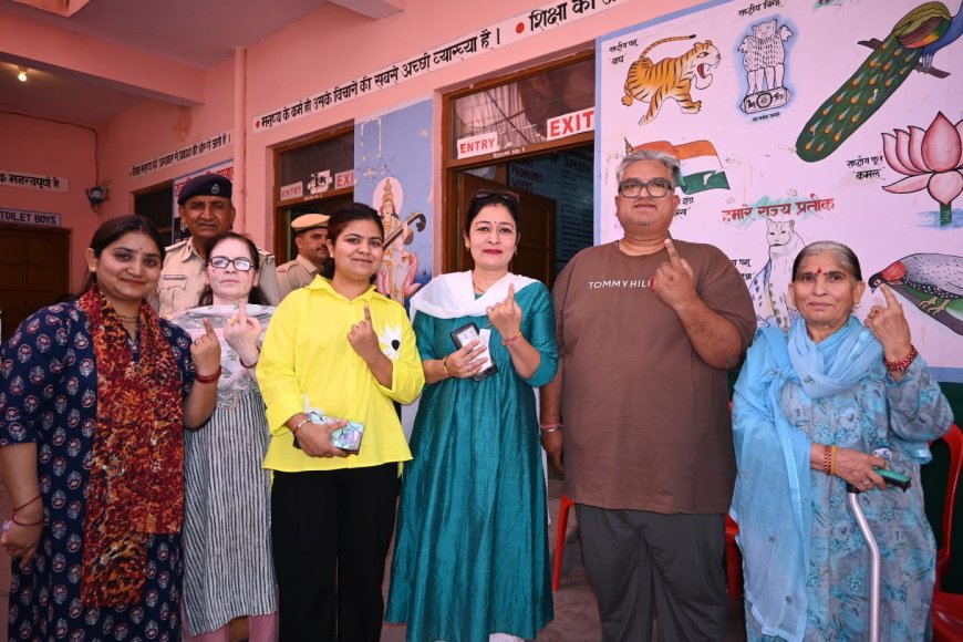 हिमाचल के 51 नगर निकायों में लोकतंत्र का उत्सव, सुबह से मतदान केंद्रों में उमड़ी भीड़