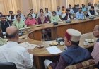सिरमौर के नवनिर्वाचित जिला परिषद सदस्यों ने ली शपथ, DC सिरमौर ने दिलाई सदस्यों को शपथ