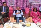 खजियार में बूथ लैवल अधिकारियों, बीएलओ पर्यवेक्षकों तथा मतदाताओं से की वार्ता