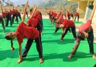 योग दिवस पर  पीरन स्कूल में  सैंड़को बच्चों ने किया योगाभ्यास
