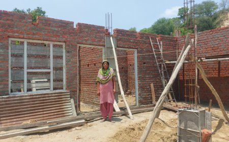 कच्चे मकान से पक्के आशियाने तक : सरकारी योजनाओं ने बदली मनजीत कौर के परिवार की तस्वीर