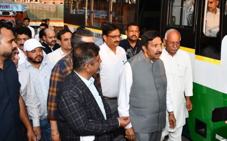 आमजन को बेहतर परिवहन सुविधाएं प्रदान करना व हरित परिवहन को बढ़ावा देना सरकार की प्राथमिकता- मुकेश अग्निहोत्री