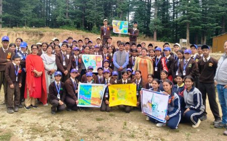 चियोग बाजार में रैली निकालकर बच्चों ने दिया पर्यावरण बचाओ का संदेश