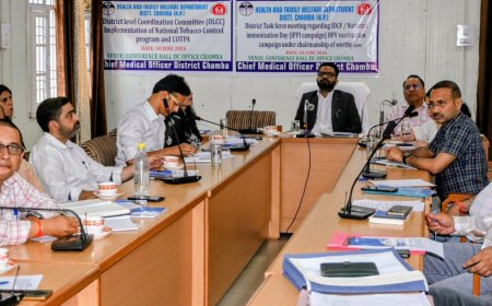 बालिकाओं को एचपीवी टीके से मिलेगी सर्वाइकल कैंसर से सुरक्षा : अतिरिक्त उपायुक्त अमित मैहरा