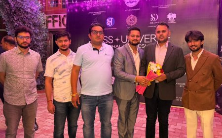 अनुराग शर्मा और गोकुल बुटेल ने किया सौंदर्य प्रतियोगिता की प्रतिभागियों का उत्साहवर्द्धन