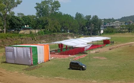 प्रधानों-उपप्रधानों के शपथ ग्रहण समारोह के लिए सजने लगा बहुतकनीकी महाविद्यालय का मैदान