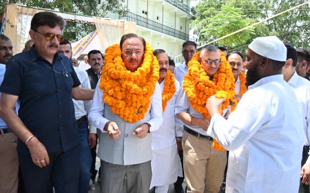 उद्योग मंत्री हर्षवर्धन चौहान ने नवनिर्वाचित पंचायत प्रतिनिधियों को दिलाई शपथ