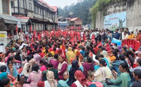 प्रदेशव्यापी हड़ताल पर मिड डे मील वर्कर्स कीसचिवालय तक रोष रैली, सरकार पर शोषण का आरोप
