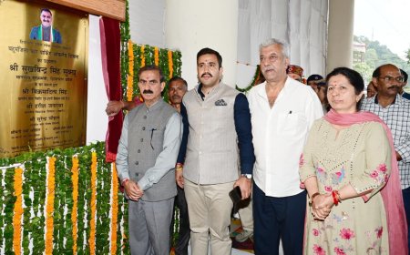 मुख्यमंत्री ने शिमला के ऑकलैंड टनल में कार पार्किंग सुविधा का उद्घाटन किया