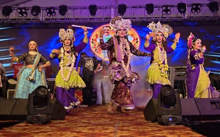 कुटलैहड़ महोत्सव की सांस्कृतिक संध्या में उमड़ा जनसैलाब, उप मुख्य सचेतक केवल सिंह पठानिया रहे मुख्य अतिथि