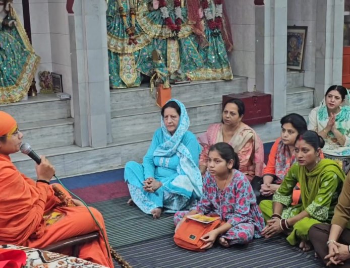 गौ सम्मान आह्वान अभियान के तहत कार्यक्रम आयोजित, गौ माता को राष्ट्रमाता घोषित करने की मांग