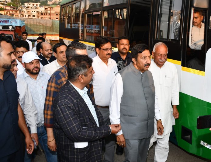 आमजन को बेहतर परिवहन सुविधाएं प्रदान करना व हरित परिवहन को बढ़ावा देना सरकार की प्राथमिकता- मुकेश अग्निहोत्री