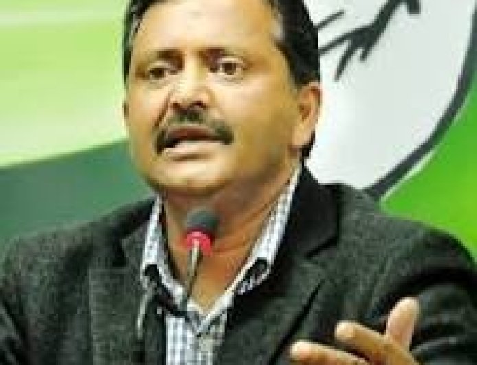 वकीलों के चक्का जाम पर नरेश चौहान का पलटवार बोले , कानून हाथ में लेना ठीक नहीं