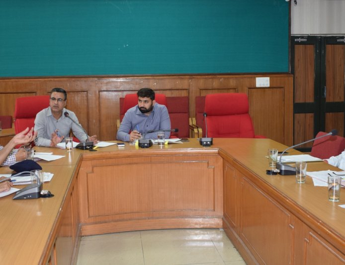 विभिन्न अधिनियमों के अंतर्गत गठित समितियों की बैठकें आयोजित