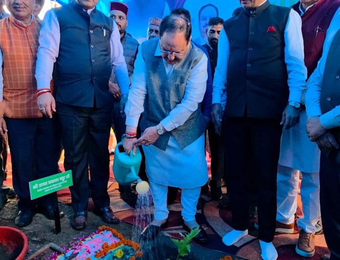 पेड़ लगाने से बड़ा कोई पुण्य कार्य नहीं, हरित क्रांति जनभागीदारी से होगी सफल — जे.पी. नड्डा