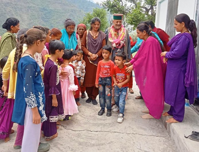 समर मेला ट्राई में आंगनबाड़ी बच्चों ने किया डटकर मनोरंजन