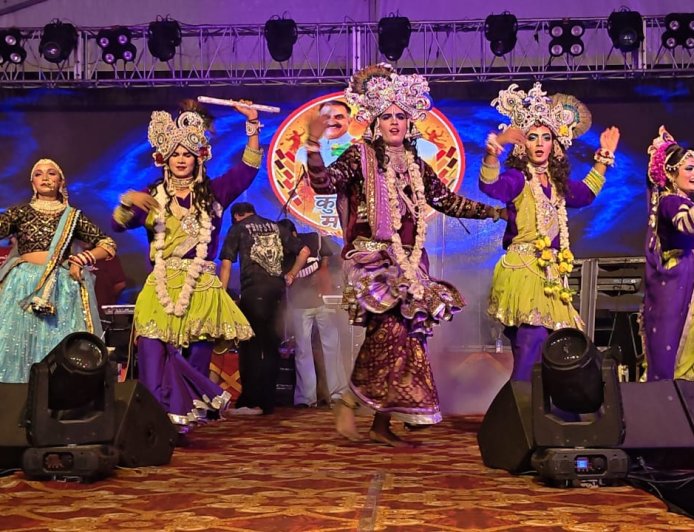 कुटलैहड़ महोत्सव की सांस्कृतिक संध्या में उमड़ा जनसैलाब, उप मुख्य सचेतक केवल सिंह पठानिया रहे मुख्य अतिथि
