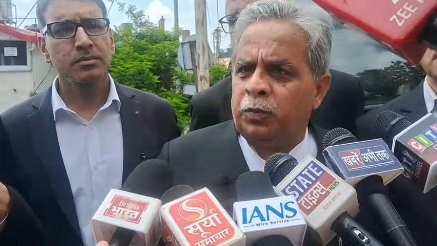 सील्ड रोड विवाद: CM के आश्वासन के बाद वकीलों का धरना ख़त्म, कमेटी तय करेगी परमिट की नई दरें