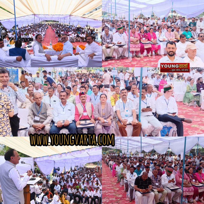 उद्योग मंत्री हर्षवर्धन चौहान ने नवनिर्वाचित पंचायत प्रतिनिधियों को दिलाई शपथ