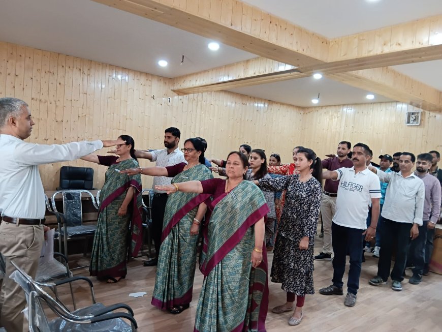 नशा मुक्त भारत अभियान के तहत जिला कल्याण कार्यालय में दिलाई गई नशामुक्ति की शपथ