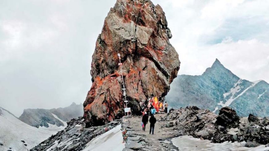 श्रीखंड महादेव यात्रा पर डीसी ने लगाई रोक, भीम डवारी से पार्वती बाग तक रास्ता असुरक्षित