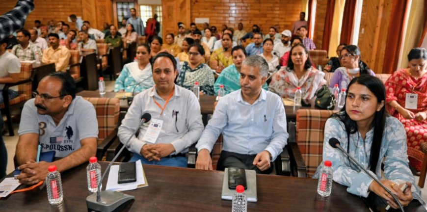 चंबा में "पीएम स्वनिधि महोत्सव" का सफल आयोजन, स्ट्रीट वेंडरों को किया गया सम्मानित