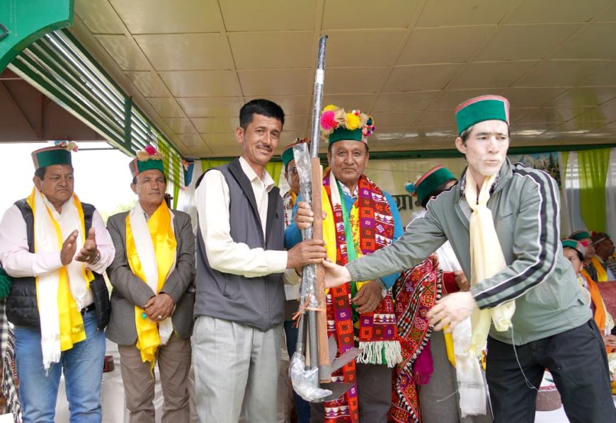 राजस्व मंत्री ने कल्पा पंचायत घर में नवनिर्वाचित पंचायत प्रतिनिधियों के साथ किए अनुभव साझा
