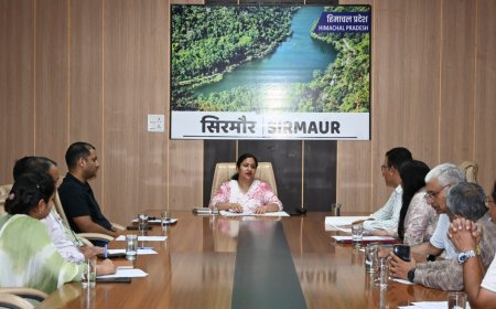 उपायुक्त की अध्यक्षता में आयोजित हुई खाद्य सुरक्षा समिति की बैठक