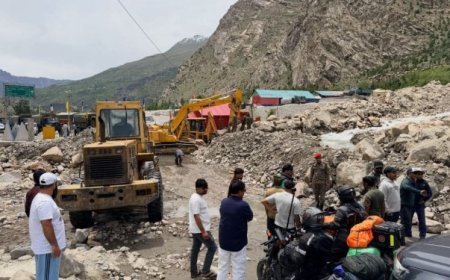 मानसून की पहली भारी बारिश से हिमाचल में तबाही, कई सड़कें बंद, बिजली-पानी व्यवस्था प्रभावित