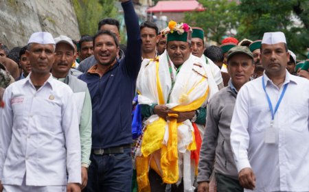 राजस्व मंत्री ने निचार उपमण्डल के कार्यकर्ताओं की बैठक में की शिरकत