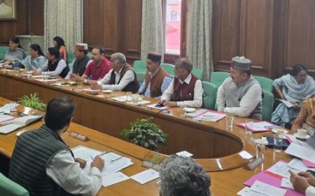 हिमाचल प्रदेश विधान सभा सचिवालय में सम्पन्न हुई लोक लेखा समिति की बैठकें