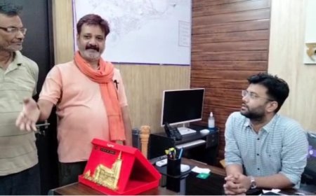 संजय चोपड़ा की अगवाई में लघु व्यापारी संगठनों के प्रतिनिधियों ने नगर आयुक्त नंदन कुमार को ज्ञापन किया प्रेषित 