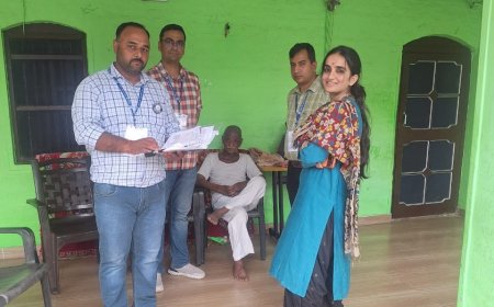 उपायुक्त गंधर्वा राठौड़ ने किया जनगणना के कार्य का निरीक्षण